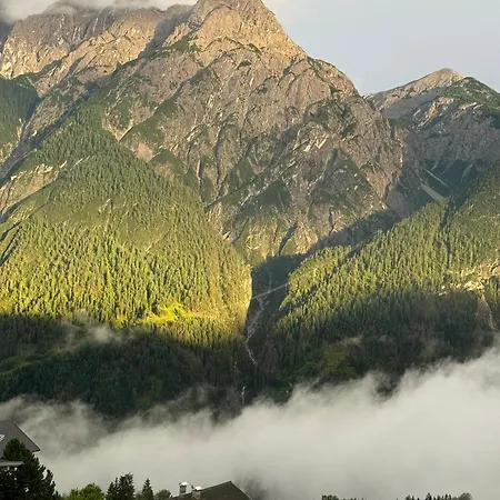 Unterhecherhof شقة