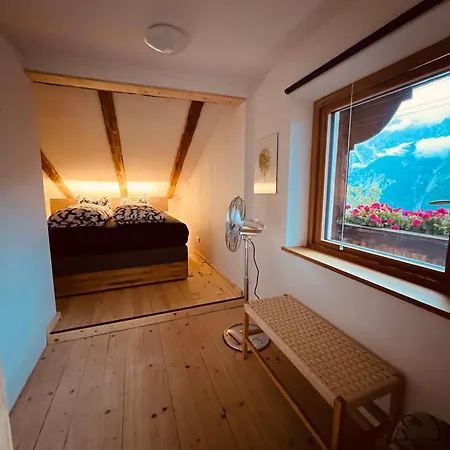 Unterhecherhof Apartman *